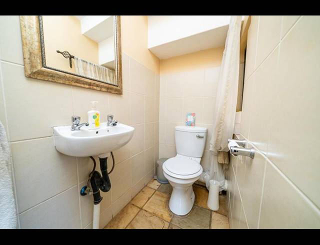 3 BEDROOM HOUSE FOR SALE IN KENSINGTON